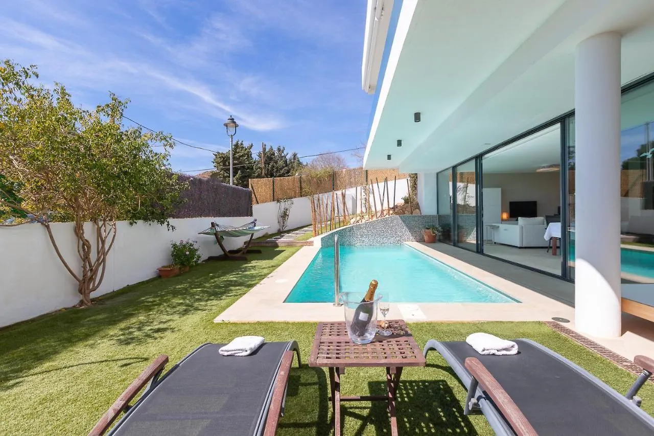 Stunning Private Loft In Marbella Apartment Homestay