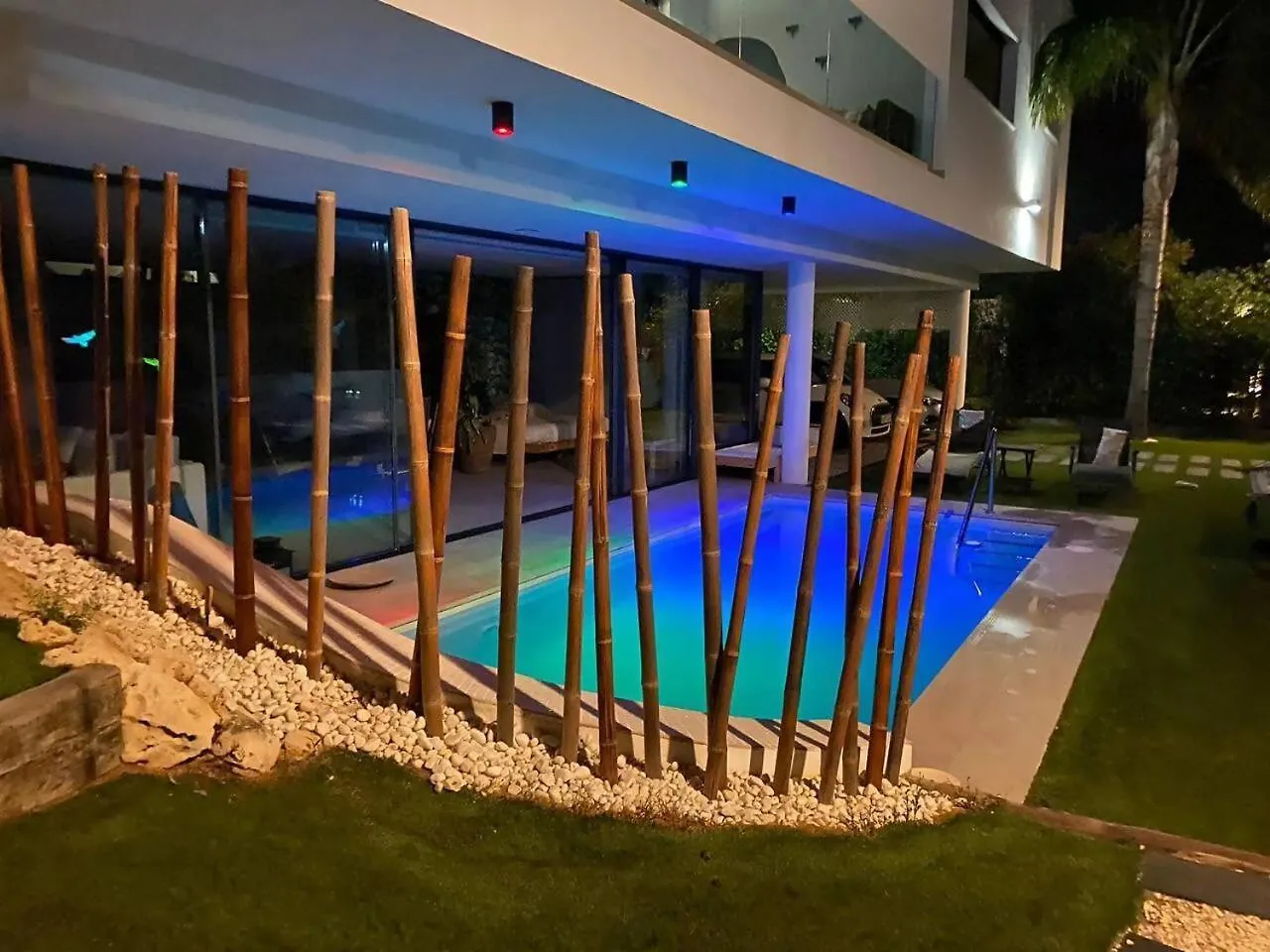 Stunning Private Loft Marbella Daire Pansiyon